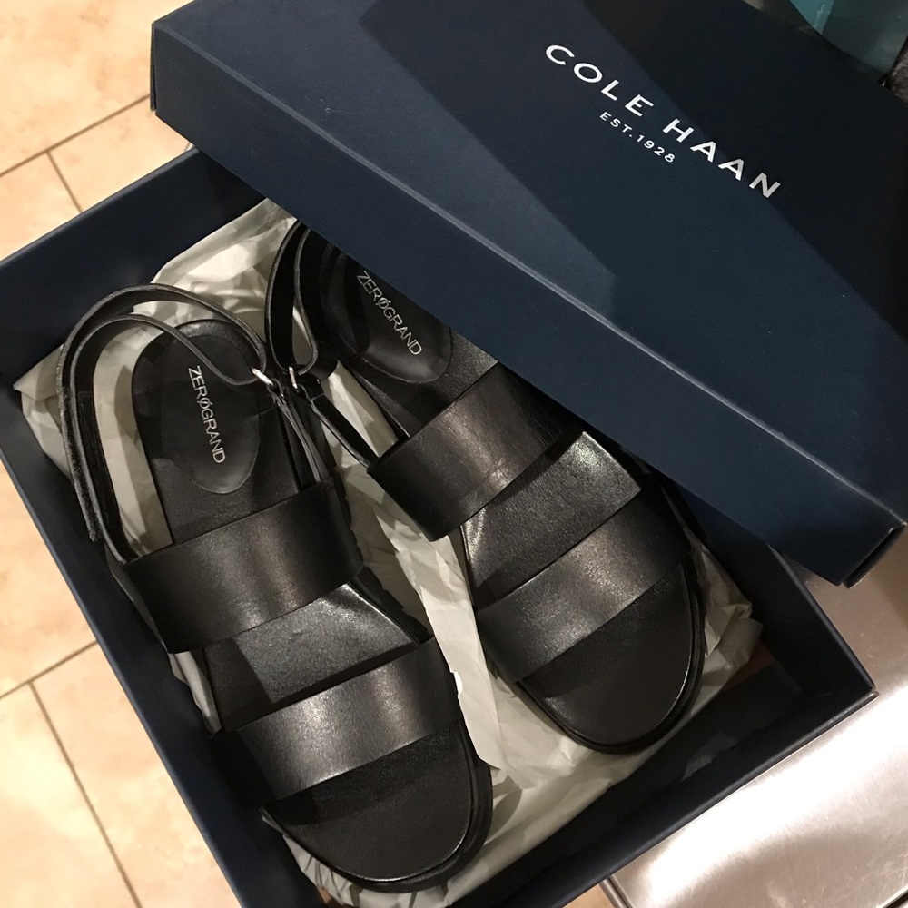 Auth. Cole Haan Sandals